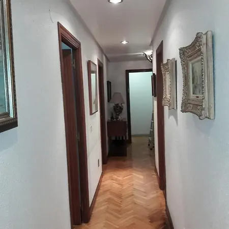 Zona Tranquilo Y Verde, Piso Familiar Grande شقة